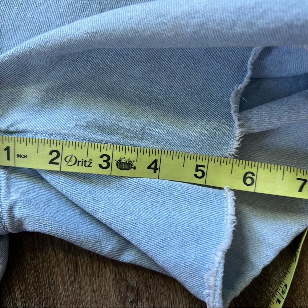 LEVI'S Girls Shortall Rainbow Adjustable Strap - Picture 5 of 8